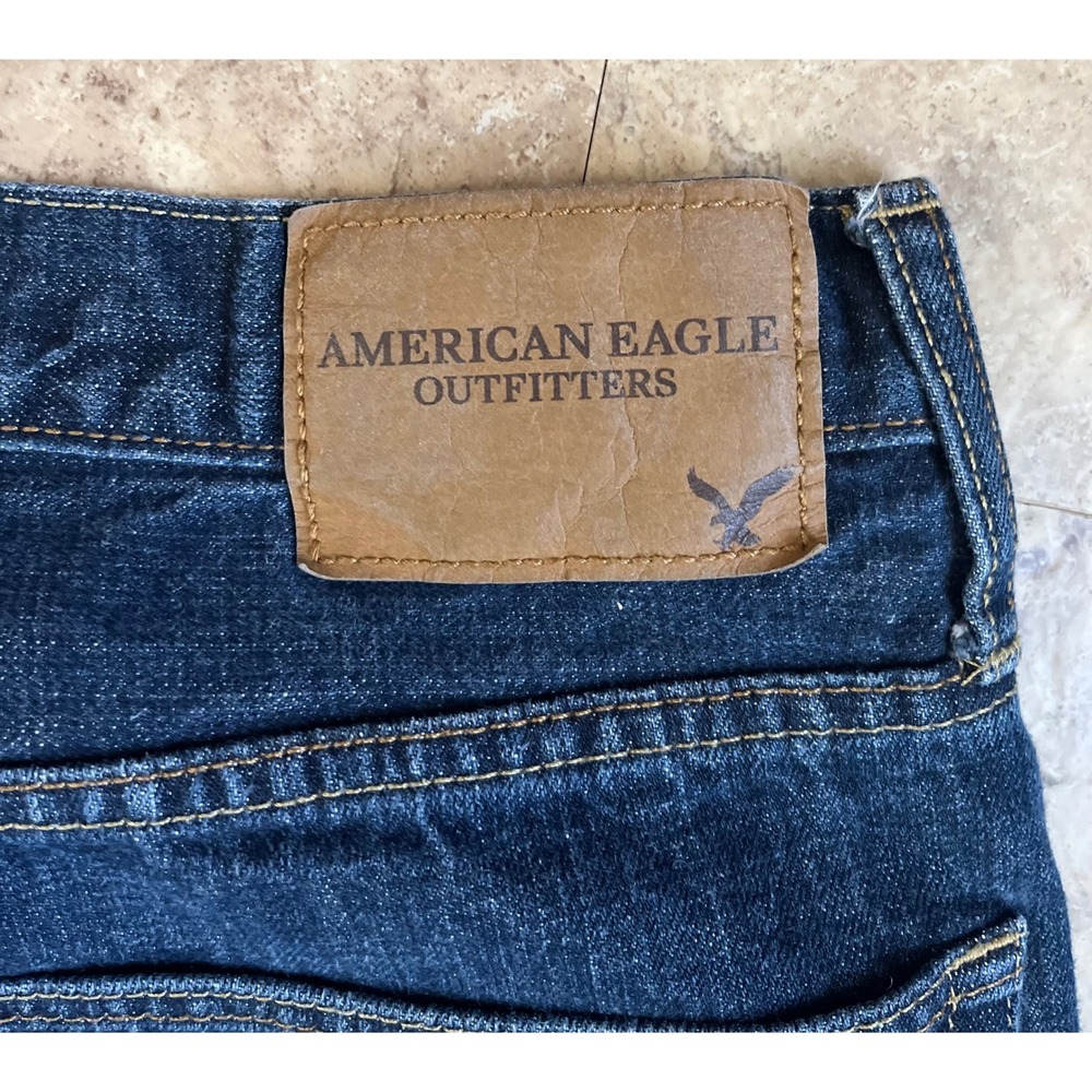 American Eagle Relaxed Fit Jeans Mens 34x31 Dark Wash Blue Denim Classic - Picture 12 of 12